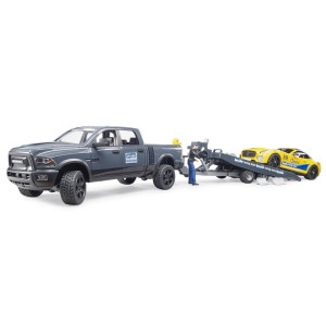 RAM POWER WAGON CON COCHE DE CARRERAS